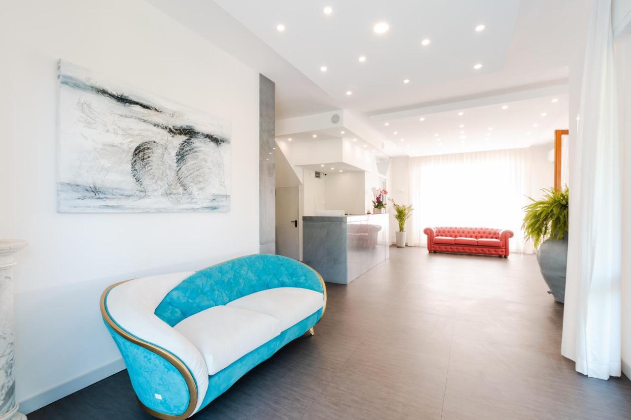 Park Hotel Giusy Λίντο ντι Καμαϊόρε Εξωτερικό φωτογραφία