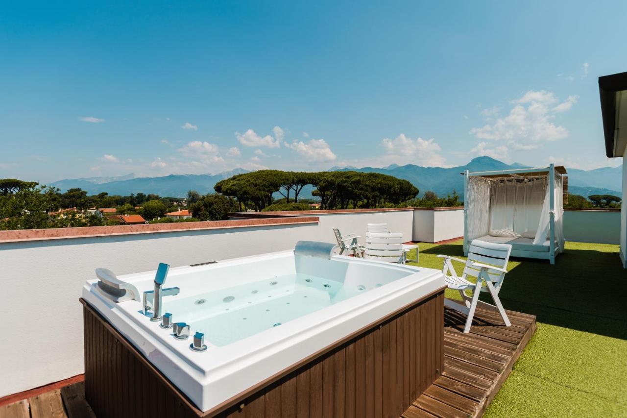 Park Hotel Giusy Λίντο ντι Καμαϊόρε Εξωτερικό φωτογραφία